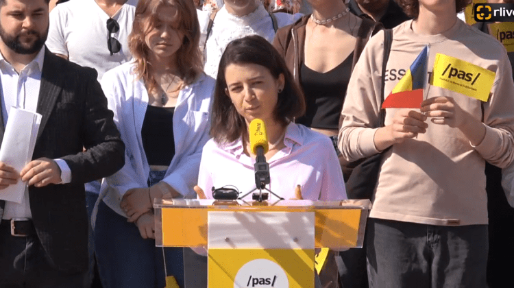 VIDEO „Chemați salvarea”. Deputatul PAS, Marcela Nistor, și-a pierdut cunoștința în timpul unei conferințe de presă