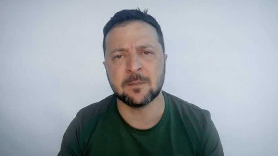 VIDEO Zelenski, vizibil obosit: Ocupanţii vor simţi cu siguranţă consecinţele muncii noastre