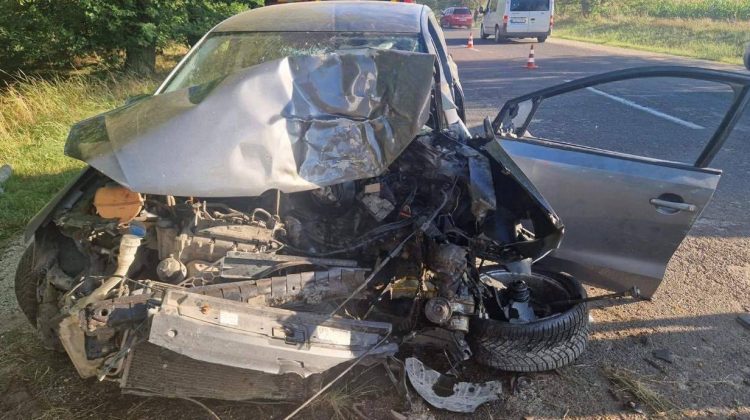 VIDEO Accident grav în raionul Rîșcani. Șoferul a decedat până la sosirea ambulanței