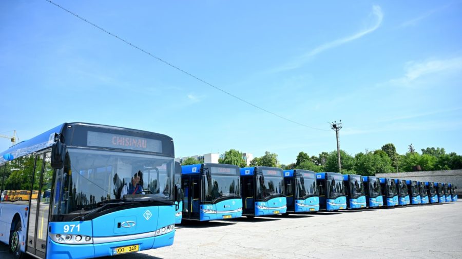 FOTO Noutate bună! 16 autobuze de mare capacitate vor fi introduse pe rutele municipale de transport public