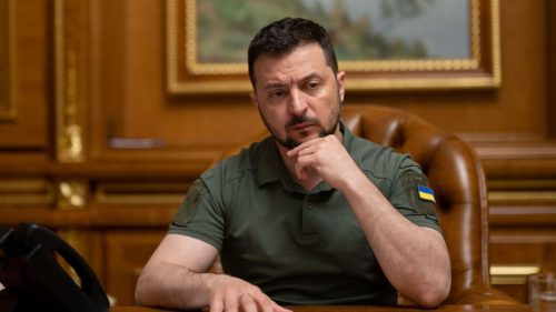 Volodimir Zelenski a promulgat legea controversată privind mobilizarea militară