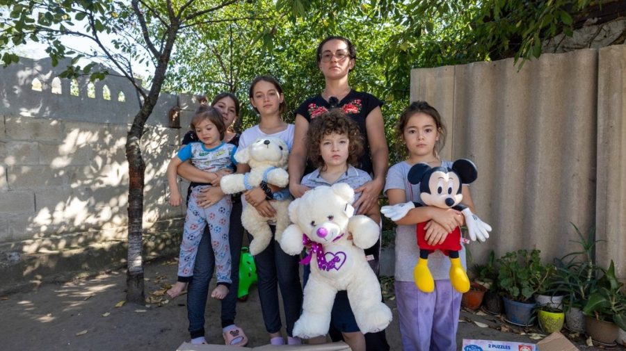 Campania „Donează o jucărie, dăruiește un zâmbet” a ajuns la cea de-a 20-a familie