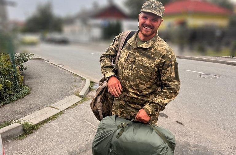 Primarul orașului Borispol s-a alăturat Forțelor Armate Ucrainene și se află în prima linie a războiului