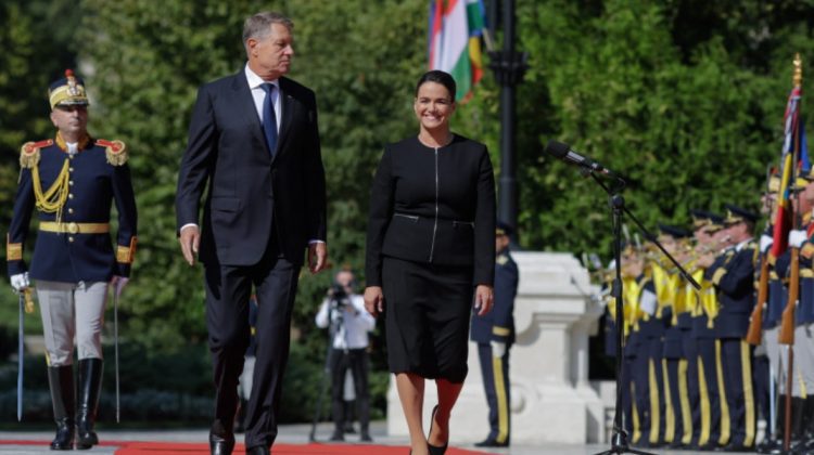Presa din România: Președintele Klaus Iohannis merge în prima vizită oficială în Ungaria