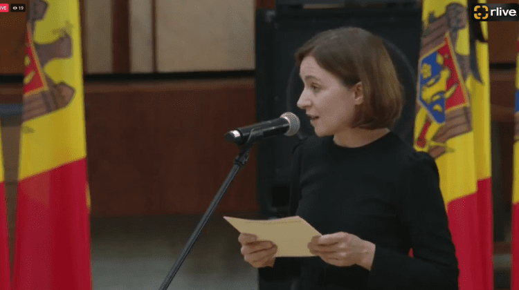 VIDEO Maia Sandu, lângă sicriul lui Mircea Snegur: Însuflețit de dragoste de neam, și-a dus țara pe calea suveranității