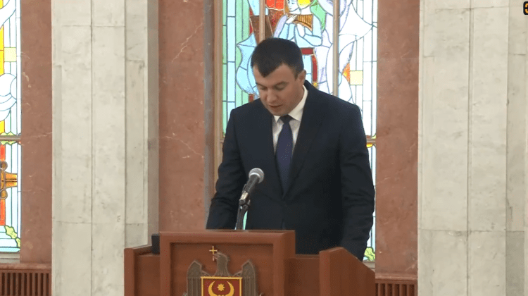VIDEO Moldova are un nou ministru al Finanțelor. Petru Rotaru a depus jurământul