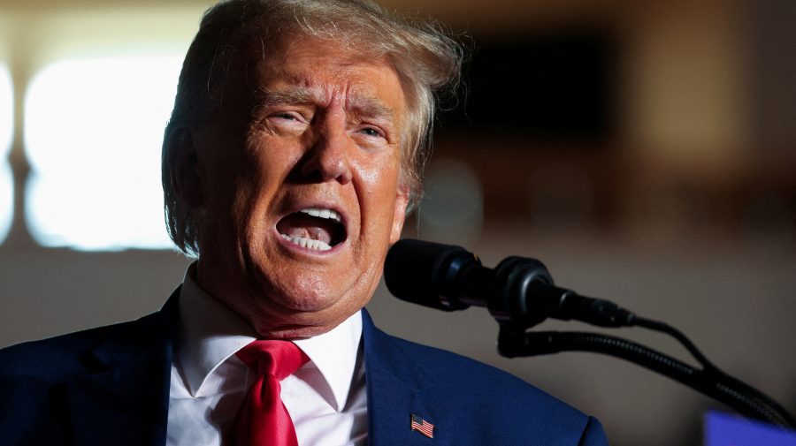 Donald Trump și fii săi adulți nu mai pot derula afaceri în New York