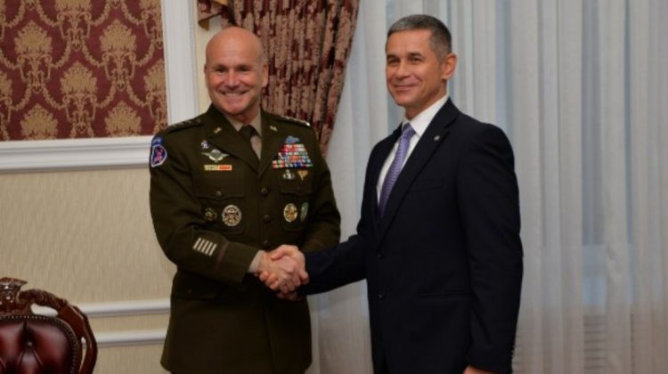 Ministrul Apărării a dezvăluit că, de fapt, comandatul suprem al forțelor NATO din Europa a fost invitat de Chișinău