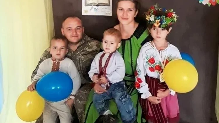Un ucrainean care a luptat 18 luni pe front a murit după un bombardament rusesc în prima zi la noua sa slujbă