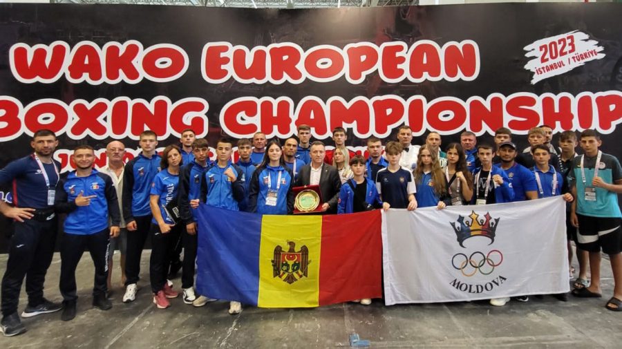 Lotul Moldovei a cucerit 15 medalii la Europenele de kickboxing printre cadeți, juniori și copii