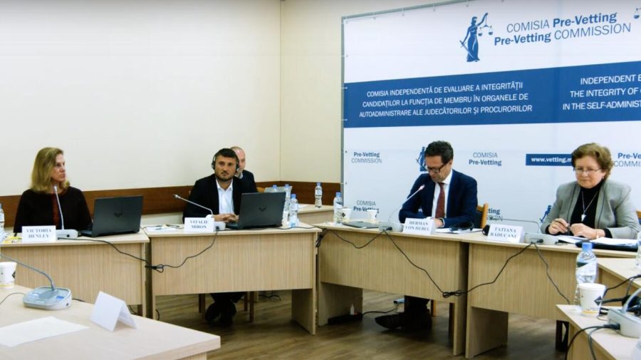 Doi reprezentanți ai societății civile, selectați de Guvern pentru o funcție în CSP, vor trece prin Pre-Vetting
