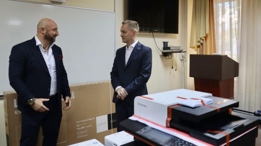 FOTO DRRM susține sportivii din Moldova! Donația oferită Universității de Educație Fizică și Sport