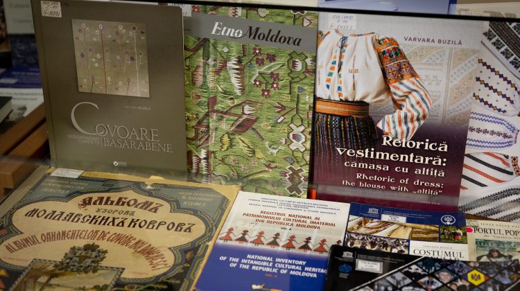 Patrimoniul cultural al Republicii Moldova, prezentat într-o expoziție găzduită de Muzeul Parlamentului