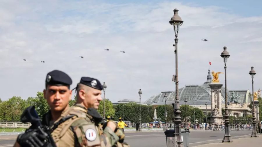 Ce se întâmplă în Franța? Autoritățile mobilizează 7000 de soldați pe tot teritoriul țării