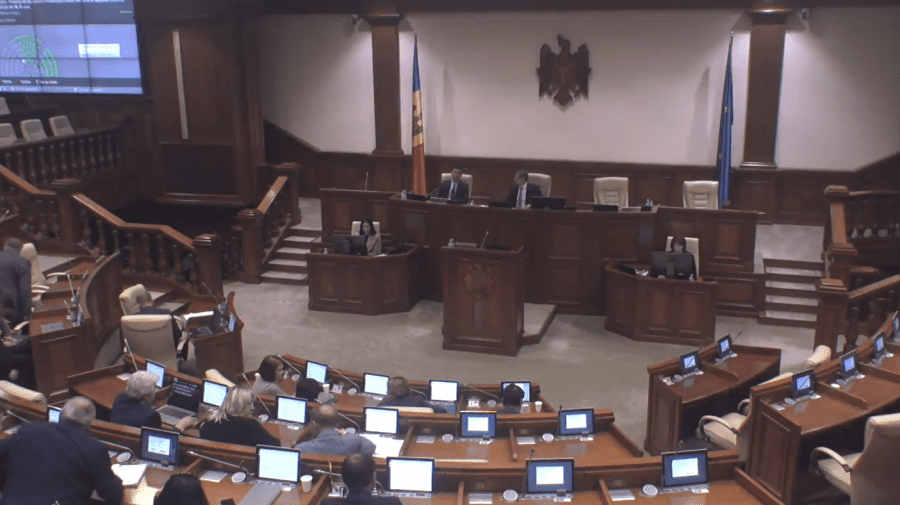 VIDEO Zis și făcut! Modificările făcute de PAS la Codul electoral, aprobate în prima lectură. Opoziția a lipsit