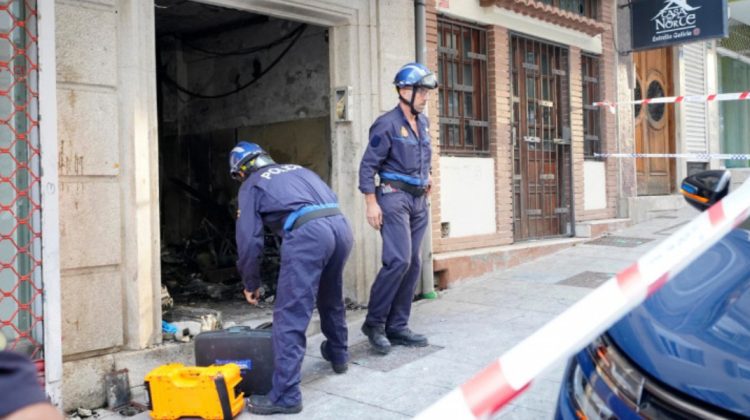 Incendiu puternic în Spania. Patru copii și-au pierdut viața după ce o clădire a fost cuprinsă de flăcări