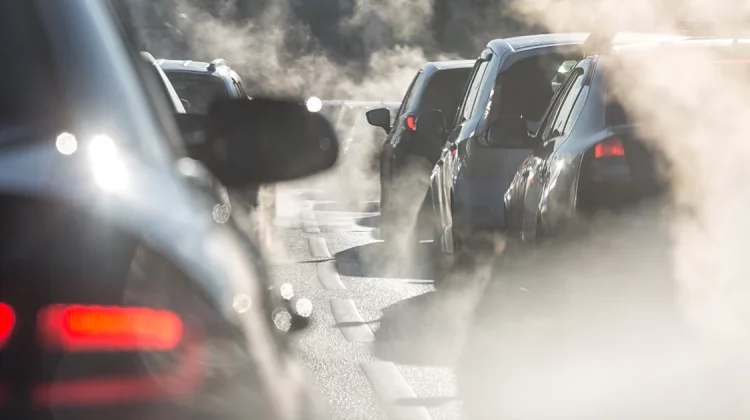 Cum îți dai seama dacă benzina și motorina au apă? Sfaturi pentru șoferi