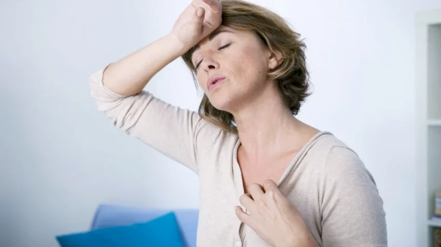 Ce probleme ale inimii pot avea femeile trecute de menopauză și cum pot fi prevenite prin schimbarea stilului de viață