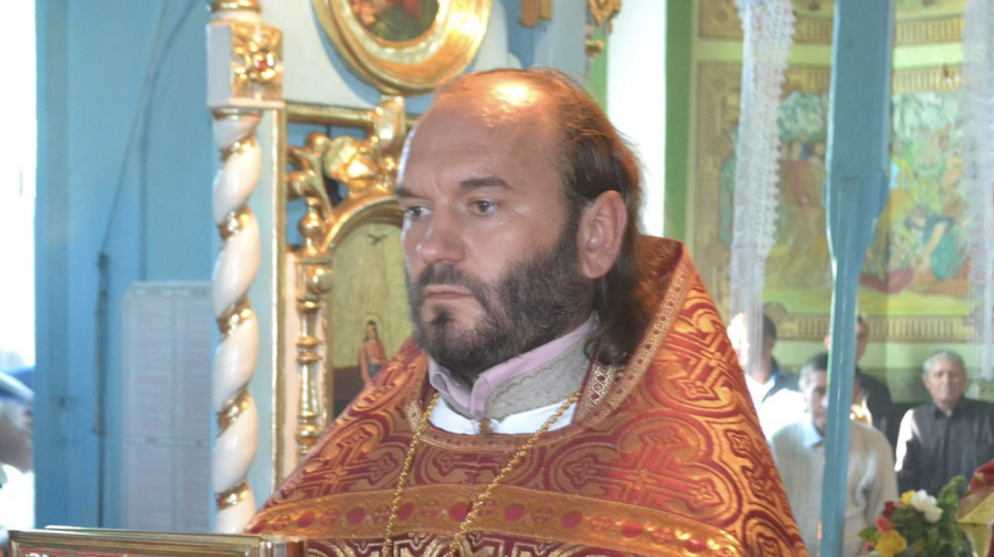 Preotul din Glodeni, acuzat de pedofilie, a trecut în rândul monahilor. Nu va mai sluji niciodată