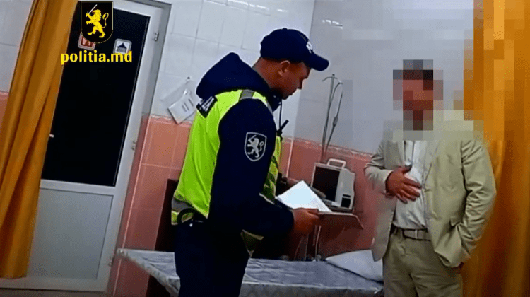 VIDEO Primarul unei localități din Drochia – prins băut la volan. A refuzat să fie testat cu aparatul Drager