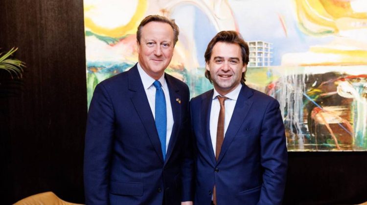 David Cameron, vizită la Chișinău. Nicu Popescu i-a vorbit despre pedepsirea celor care ar fi prejudiciat ţara