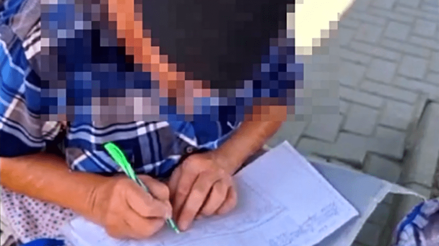 VIDEO Plic cu 50 de euro! Noi cazuri de corupere a alegătorilor, în ajun de turul II al localelor