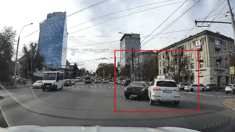 STOP CADRU cu un accident produs pe strada Mihai Viteazul. Cine se face vinovat?