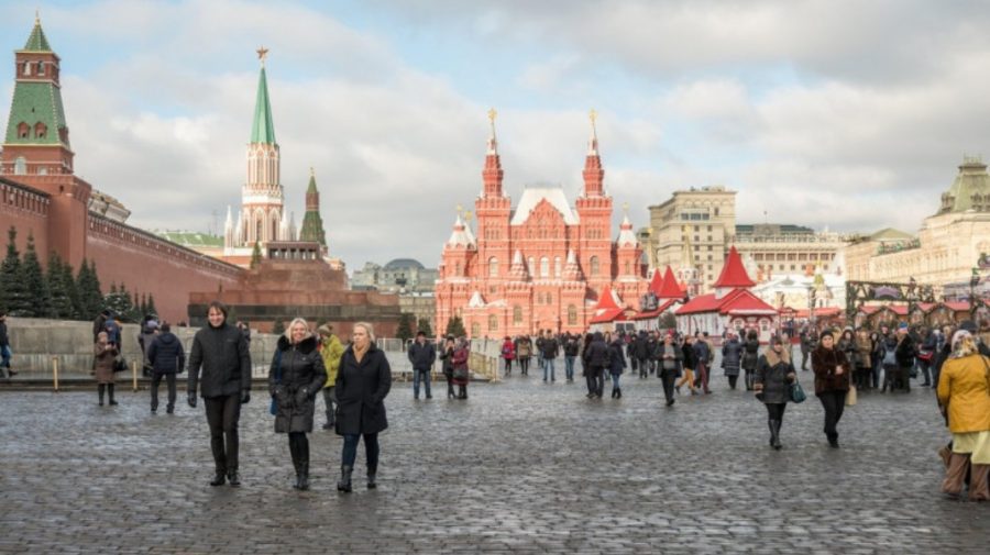 Cetățenii străini care vizitează Rusia vor fi obligați să semneze un „acord de loialitate”