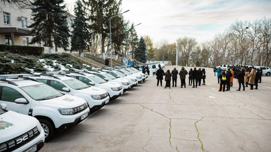VIDEO Poliția de Frontieră și Inspectoratul General pentru Migrație au primit automobile noi de serviciu