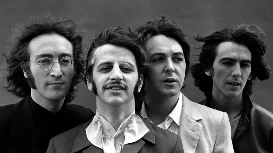 VIDEO Ultima piesă a trupei The Beatles, Now And Then, a fost lansată cu ajutorul inteligenței artificiale. Cum sună