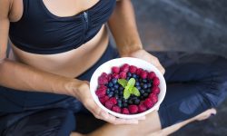 Ce se întâmplă în corp când mănânci fructe pe stomacul gol?