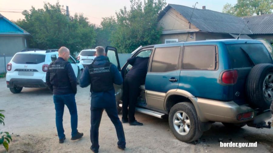 FOTO, VIDEO Polițiștii de frontieră au destructurat o nouă grupare infracțională. Sunt vizați mai mulți bărbați
