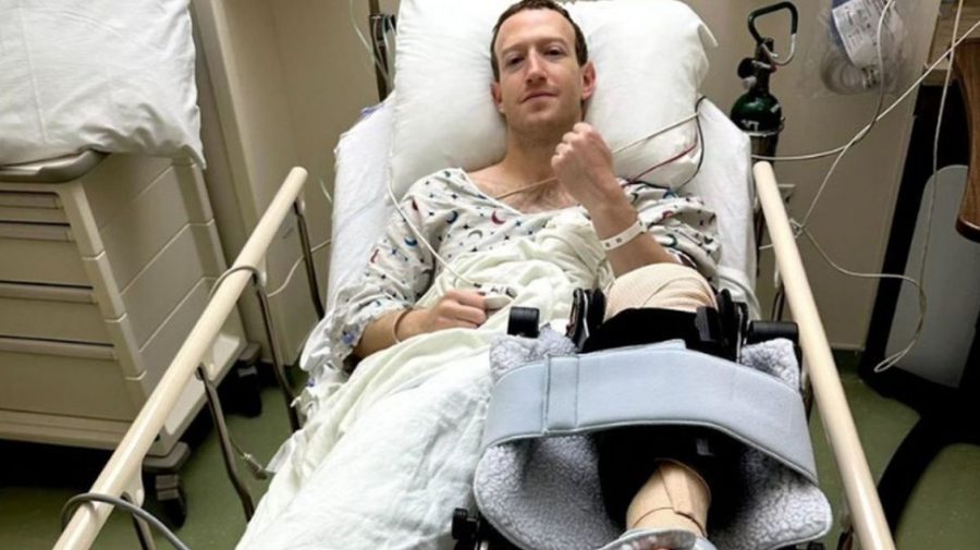 Mark Zuckerberg, pe patul de spital. A fost operat după o accidentare