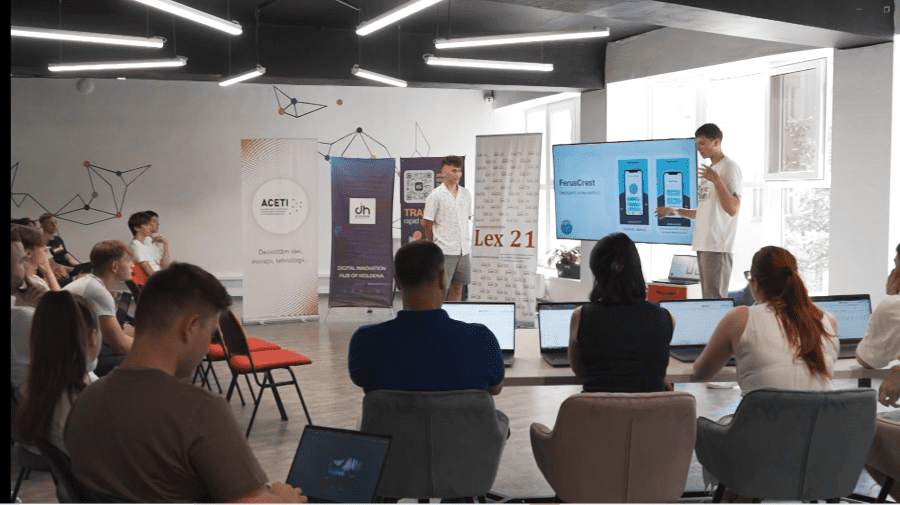 VIDEO Hackathon la Bălți: 19 tineri au învățat despre cum trebuie să arate un proiect cu potențial de finanțare