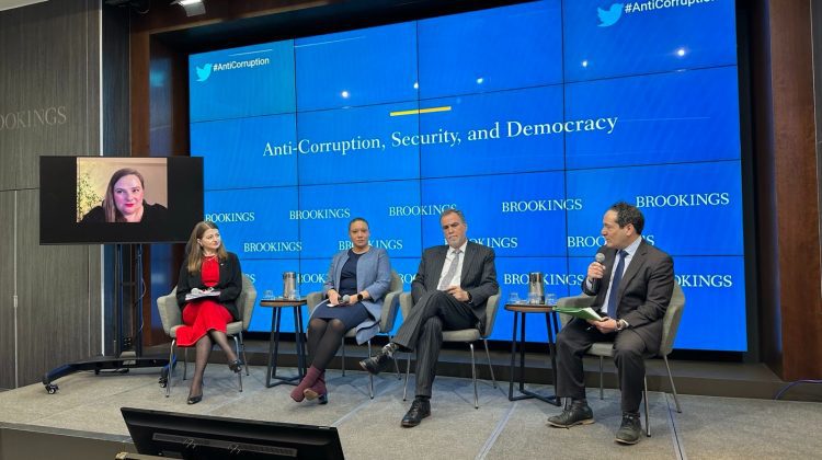 FOTO Ministra Justiţiei din Moldova, la Washington: Le-a vorbit americanilor despre provocările în combaterea corupţiei