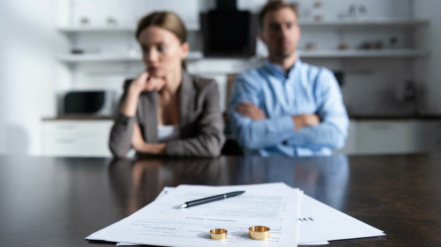 Vrea să divorțeze după ce soțul i-a făcut o farsă pe care el o consideră nevinovată. „Am început să plâng și să țip”