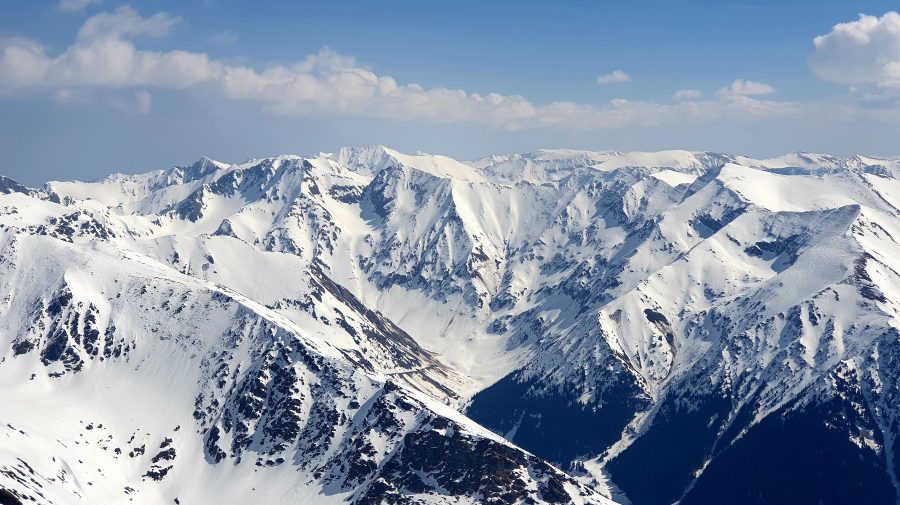 Ziua internațională a munților: Lista celor mai înalte vârfuri muntoase din apropierea Moldovei