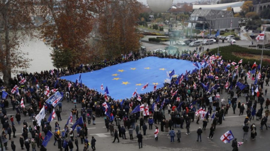 Demonstraţie pro-UE în Georgia care aşteaptă ca UE să-i acorde statutul de ţară-candidată la aderare