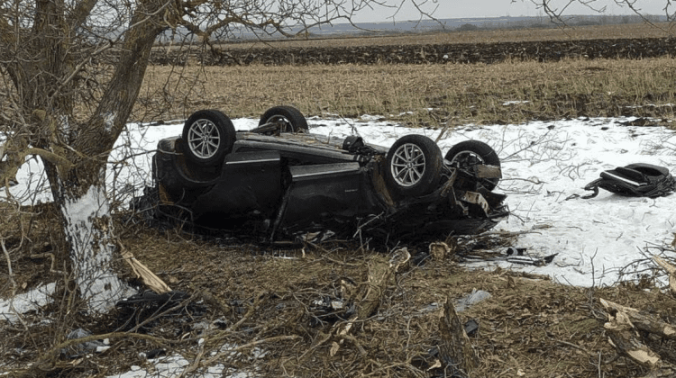 FOTO Accident GRAV pe traseul Chișinău-Dubăsari. Două persoane au murit