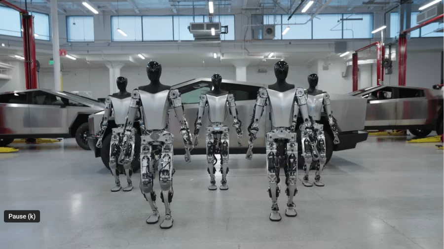 Inginer Tesla, atacat de un robot în urma unei defecțiuni, la o fabrică din Texas
