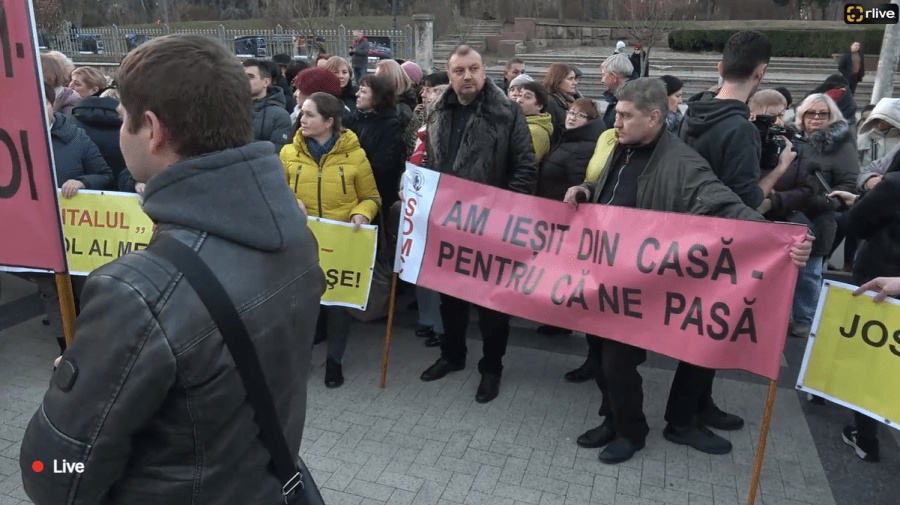 VIDEO „Am ieșit din casă pentru că ne pasă”. Medicii de la spitalul „Toma Ciorbă” – din nou la Guvern