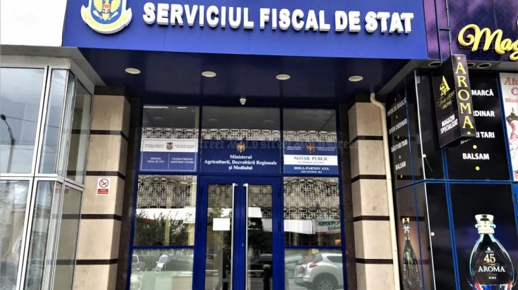 Fiscul a pus ochii pe agenții economici care achită salariile în plic