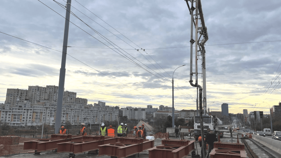 Trafic suspendat pe câteva străzi din Capitală. Municipalitatea anunță motivul și perioada