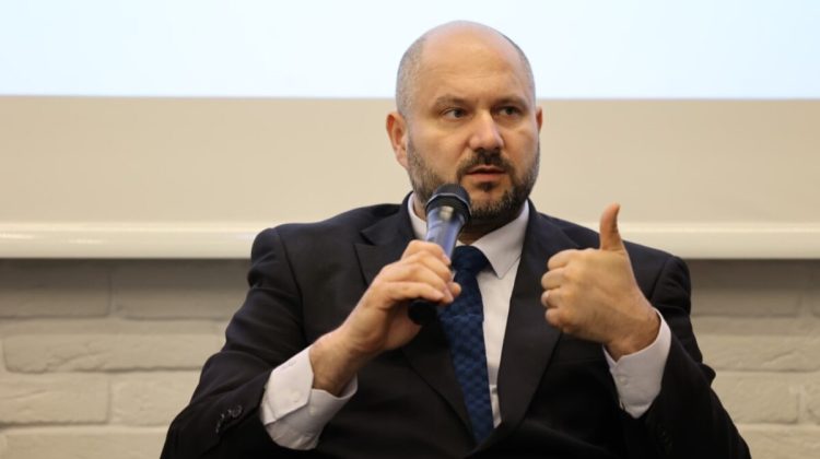 O eventuală scădere a tarifelor la gaz, când va avea loc? Parlicov: Moldovagaz deja pregătește o solicitare