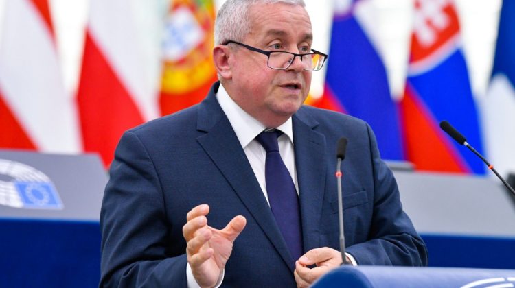 Parlamentul European a aprobat raportul privind îmbunătățirea conexiunilor feroviare cu Republica Moldova