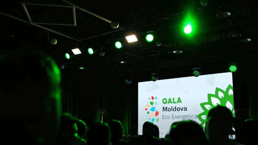 VIDEO Antreprenorii moldoveni au dezvoltat un software de prognozare a energiei verzi cu precizie de 97%