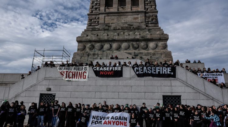 Mai multe poduri și un tunel din New York, blocate de manifestanți pro-palestinieni