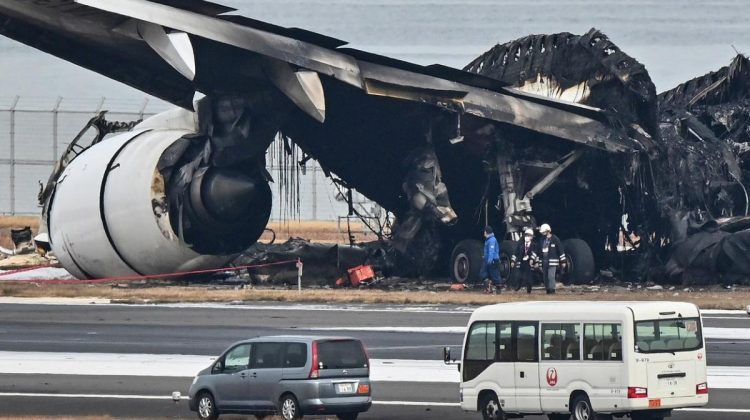 Japonia: Revenire la normal pe aeroportul Haneda din Tokyo după coliziunea dintre două avioane