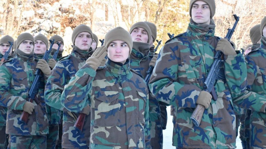 VIDEO Circa 180 de militari în termen au depus jurământul militar