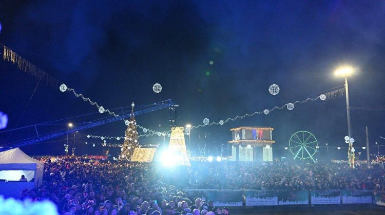 Spectacol muzical şi obiceiuri de iarnă, în ajun de Crăciun pe rit vechi. Concertul din PMAN – în direct pe RLIVE TV